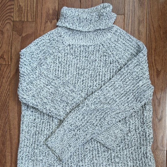 Roots Turtleneck Sweater - Picture 2 of 7